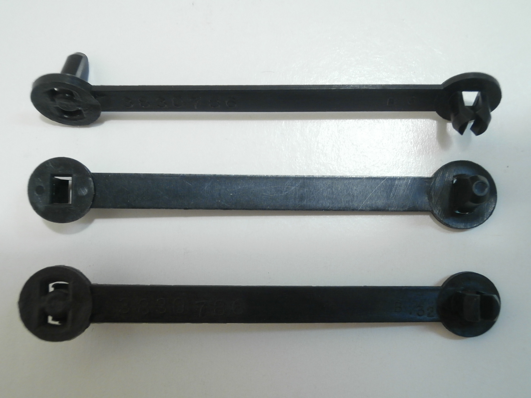 Overflow Hose Fan Shroud Retainer Straps 427, Pair 65-67